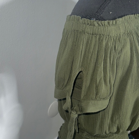Express Olive Off-Shoulder Blouse - Picture 5 of 7